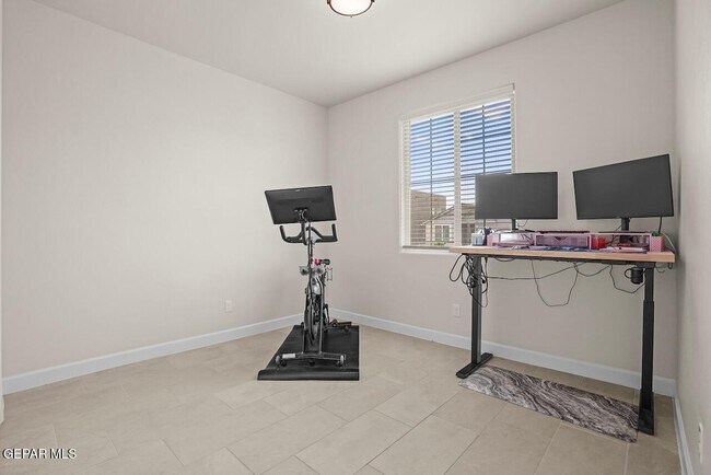 Building Photo - 13183 Emerald Isle St