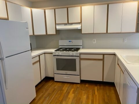 Building Photo - 101 Halstead Ave