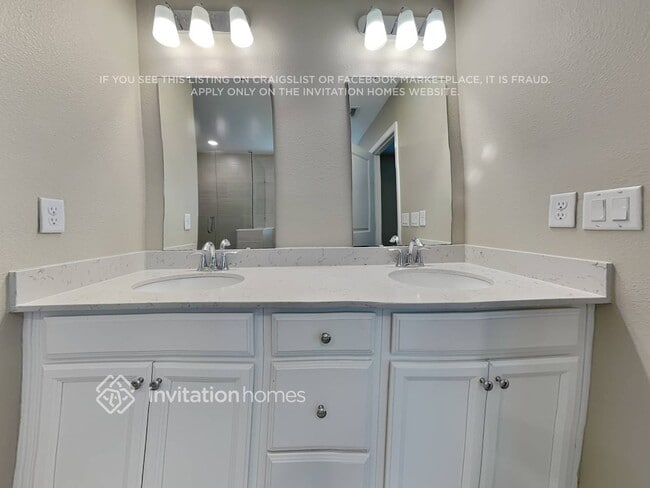 Building Photo - 7533 Chervil St