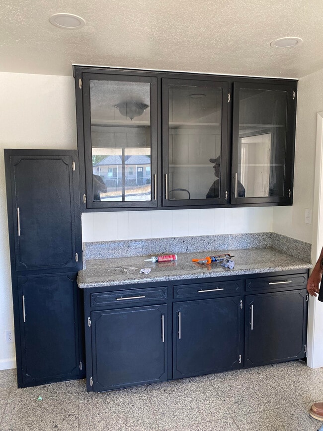 Building Photo - 34874 Cedar Ave