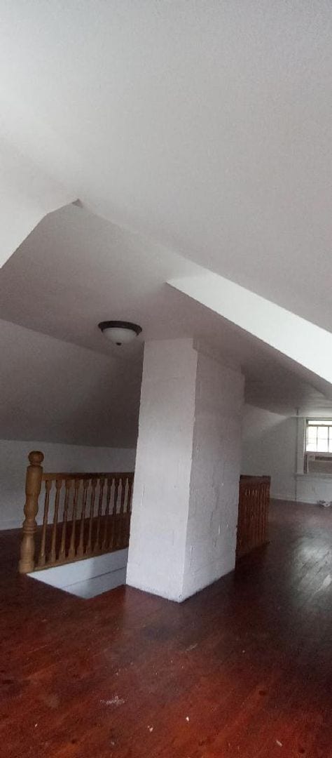 Building Photo - 3 Bedroom 1 Bath Available to Rent for $1,...