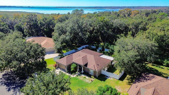 Building Photo - A home built for living well: 4Bedrooms/3Baths sophisticated home in Fells Cove!