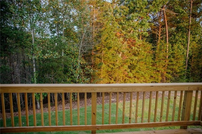 Building Photo - 25 Stoneybrook Dr