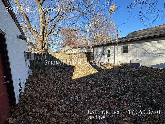 Building Photo - Convenient 3 Bed, 1 Bath Home with Large R...