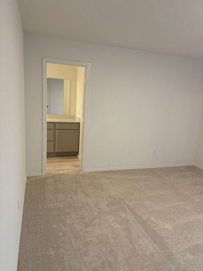 Building Photo - *Save $500!* BRAND NEW 4 Bed 2 Bath in Vilonia!