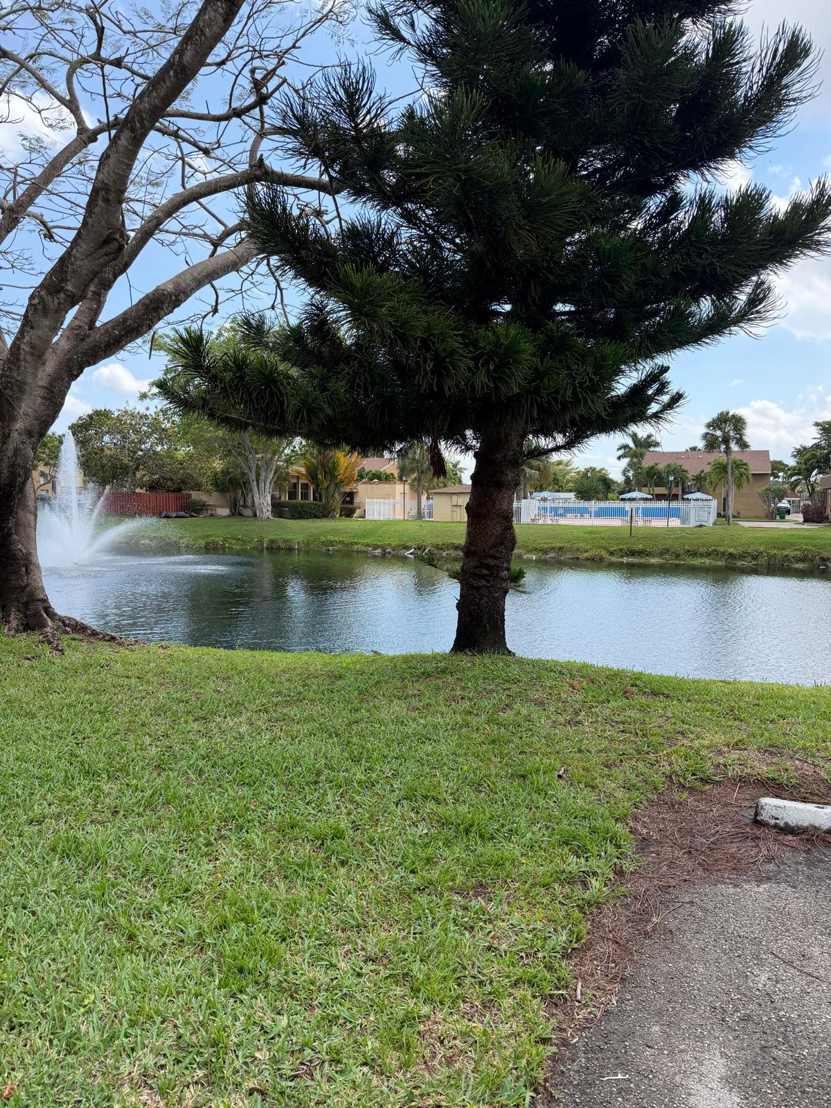 Building Photo - 3025 W Missionwood Cir