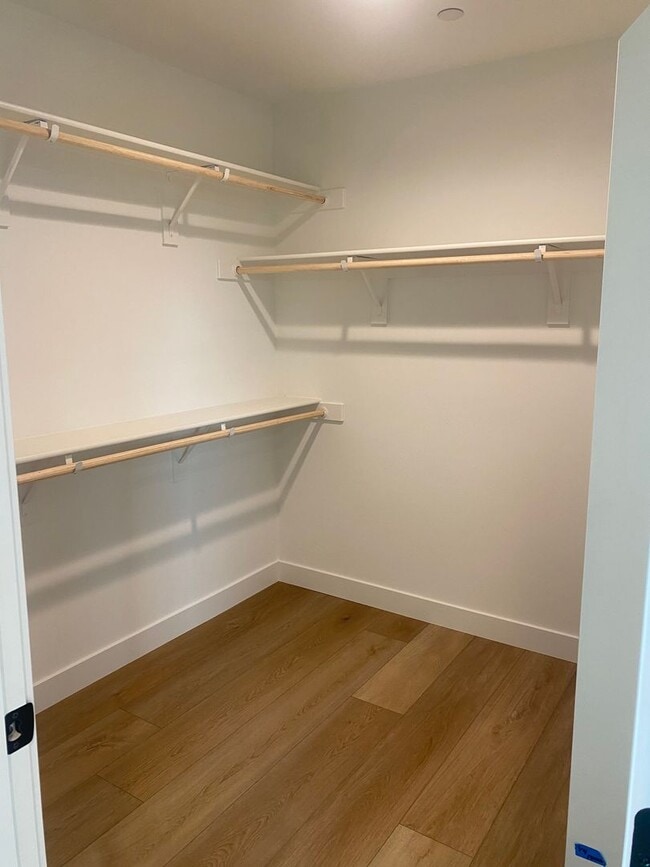 Building Photo - Stunning, Brand new 3BD/2.5BA home in Righetti Ranch