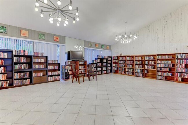 Building Photo - 2236 N Cypress Bend Dr