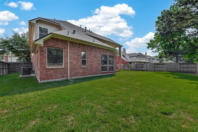 Building Photo - 8110 Clearwater Crossing