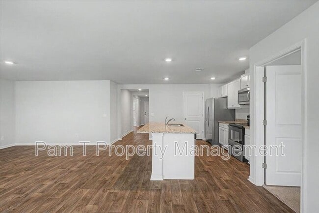 Building Photo - 567 Turpentine Trl
