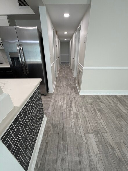 Building Photo - 268 2nd St