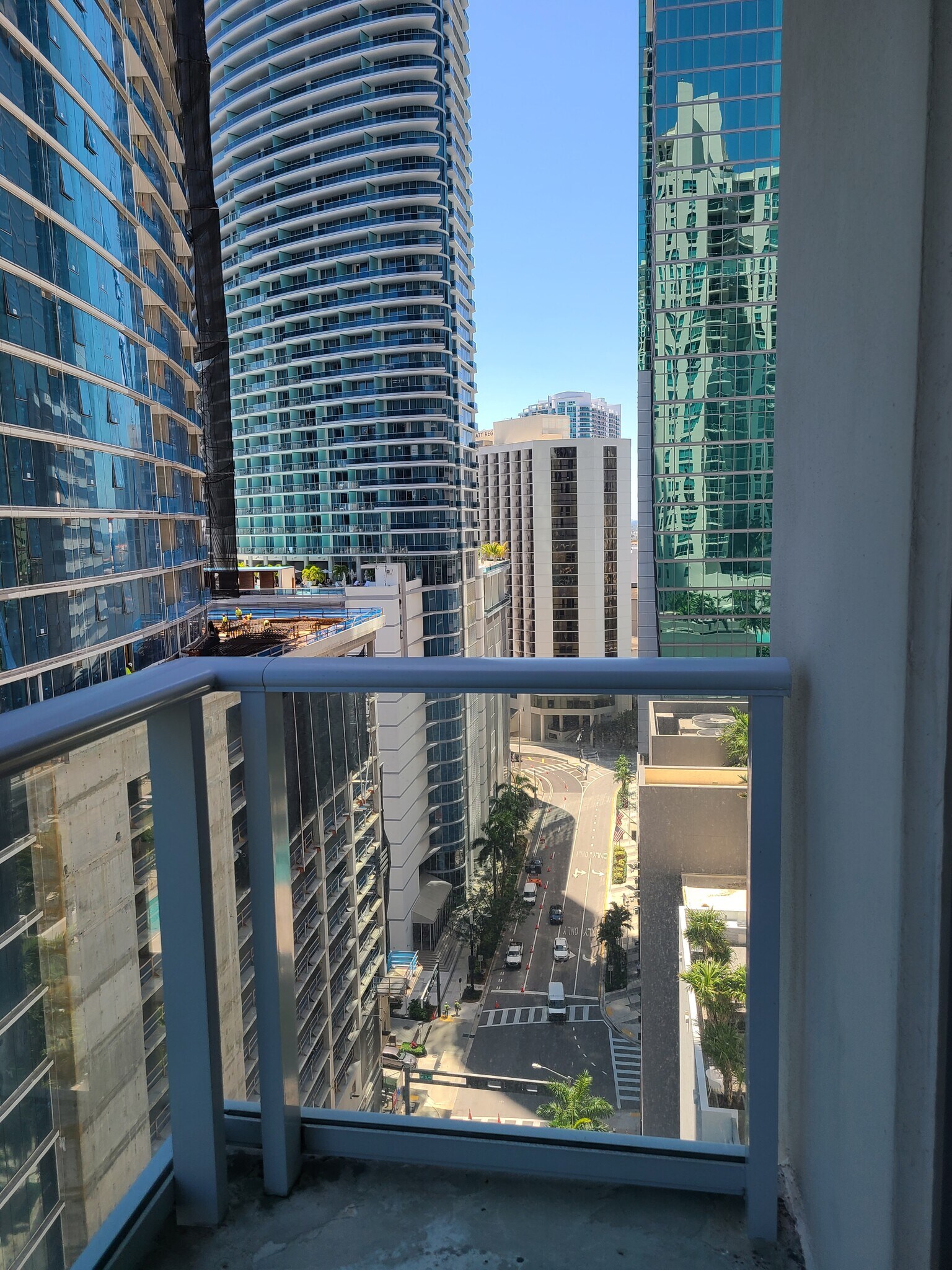 Building Photo - 300 S Biscayne Blvd