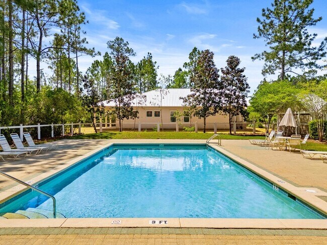 Building Photo - 106 Hibernate Way