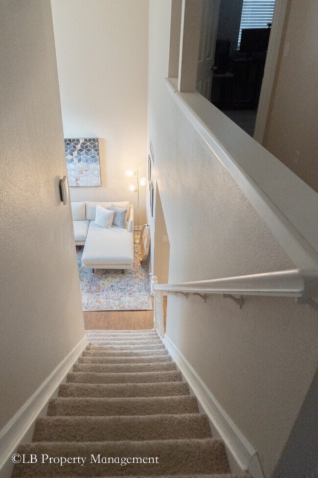 Building Photo - 4780 N Foxtail Dr