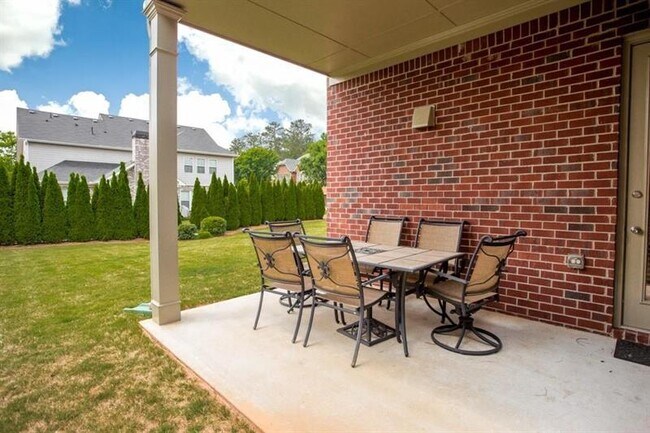 Building Photo - 934 Urban Ash Ct