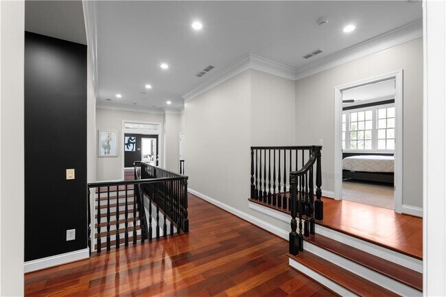 Building Photo - 980 Fenimore Cir