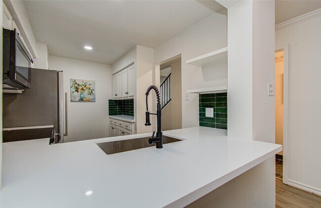 Building Photo - 15309 Kingfield Dr