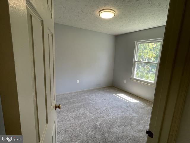 Building Photo - 8583 Wheatfield Way