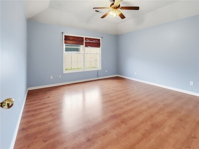 Building Photo - 3204 Peach Blossom