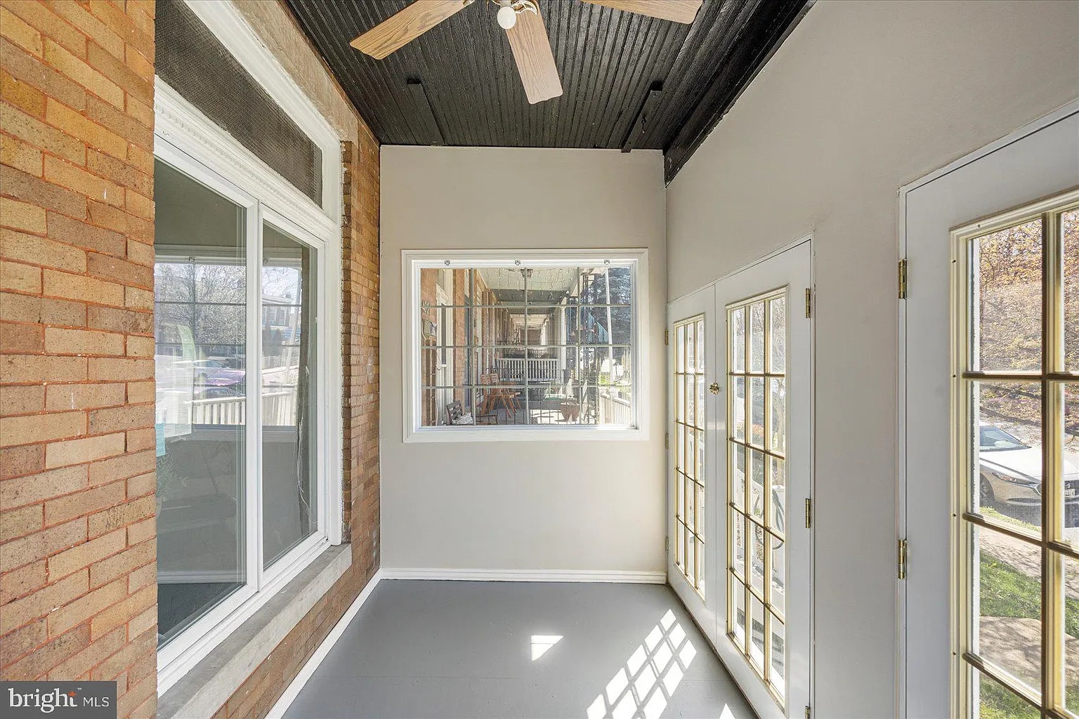 Building Photo - 4323 Falls Rd