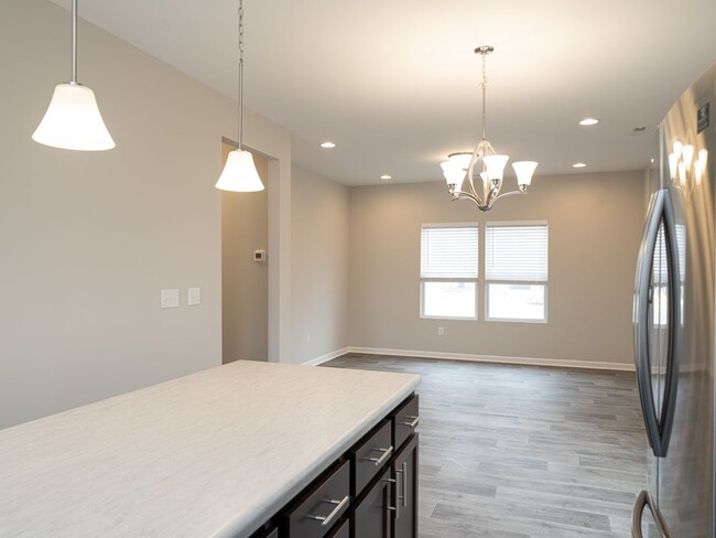 Building Photo - Available Early June! Gorgeous 3 BED 2.5 B...