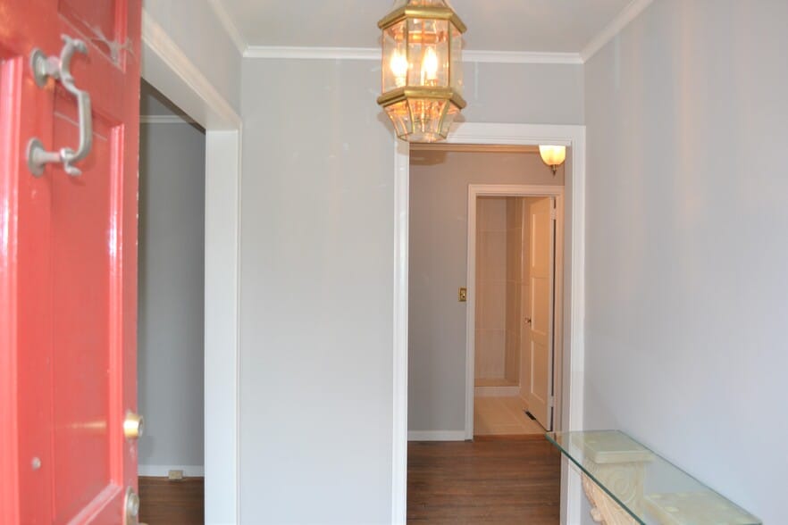 Building Photo - 388 Collier Rd NW