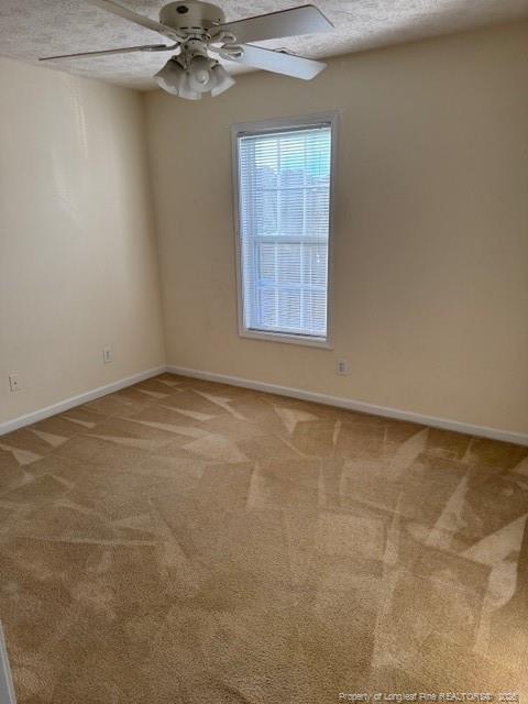 Building Photo - 5340 Miranda Dr