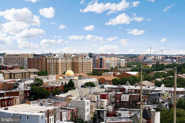 Building Photo - 440 L St NW