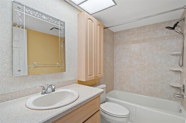 Building Photo - 8150 Brent St