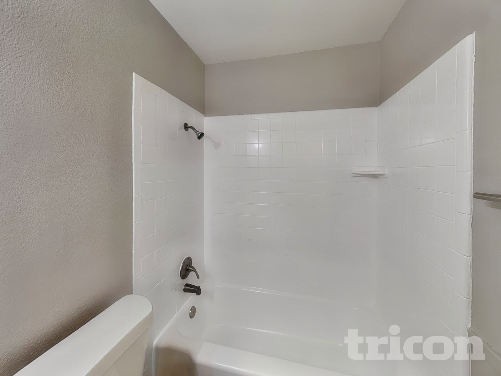 Building Photo - 902 Woodbrook St