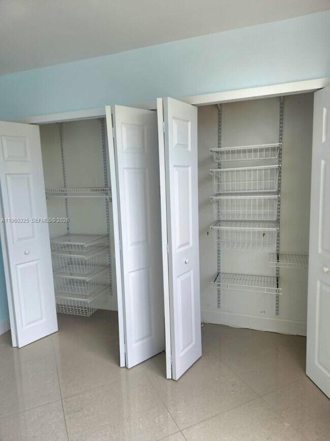 Building Photo - 88500 Overseas Hwy