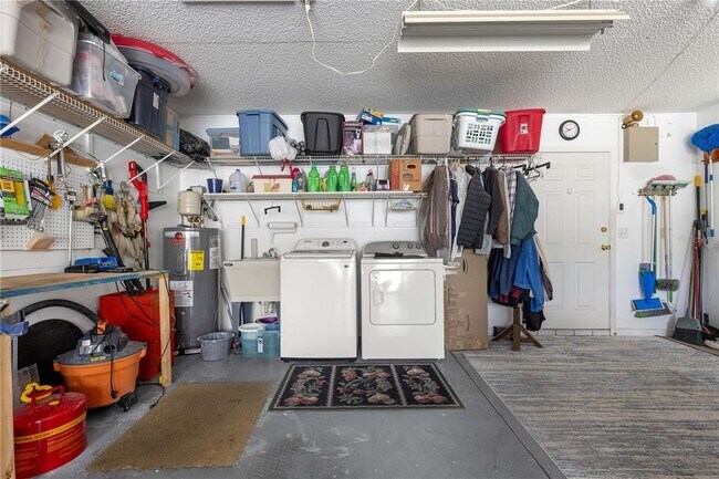 Building Photo - 9916 SE 175th Pl