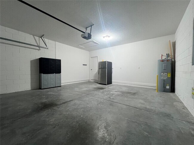 Building Photo - 301 Jackson Lp