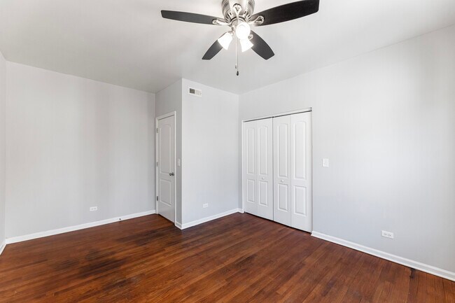 Building Photo - 7628 S Drexel Ave