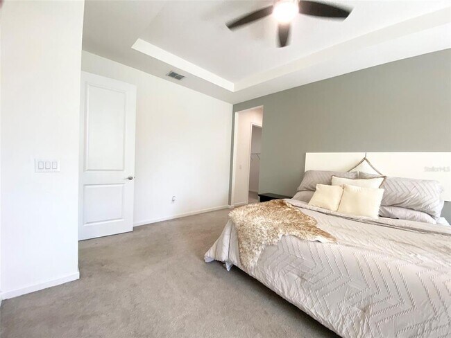 Building Photo - 724 Winterside Dr