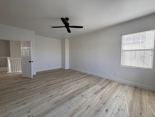 Building Photo - Newly Renovated Modern 3-Bedroom Home with...