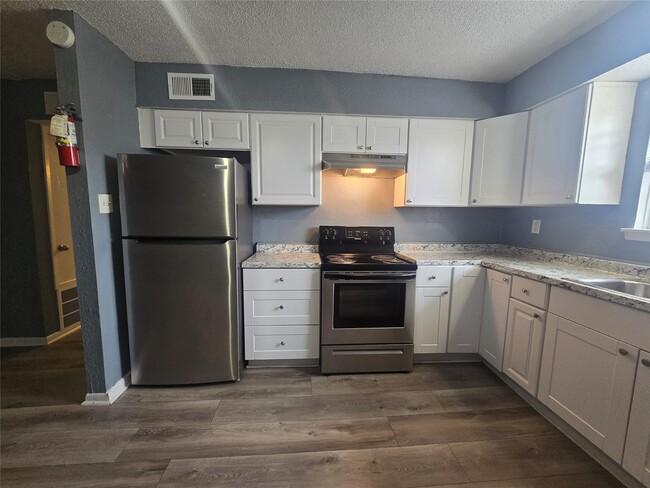 Building Photo - 2311 71st St