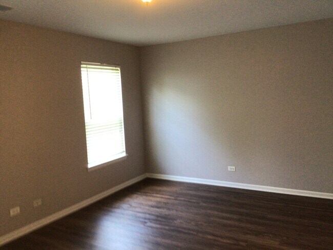 Building Photo - 762 Dillon Ct