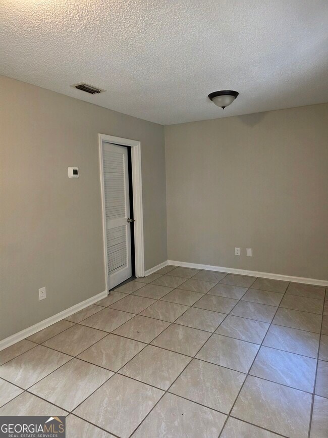 Building Photo - 760 Morningside Ln
