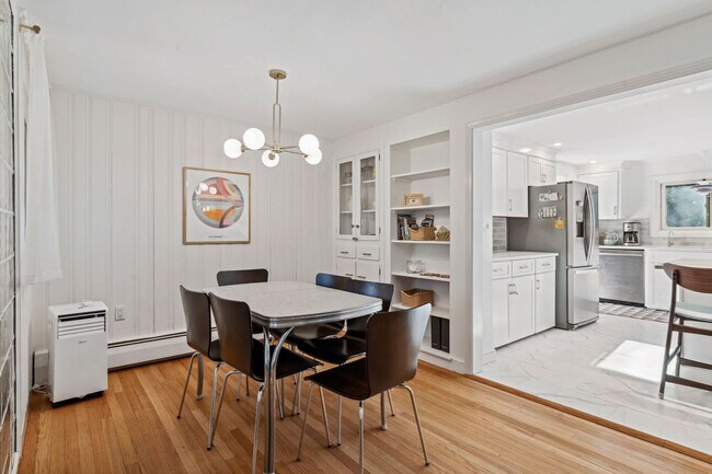 Building Photo - 171 Brackett Rd