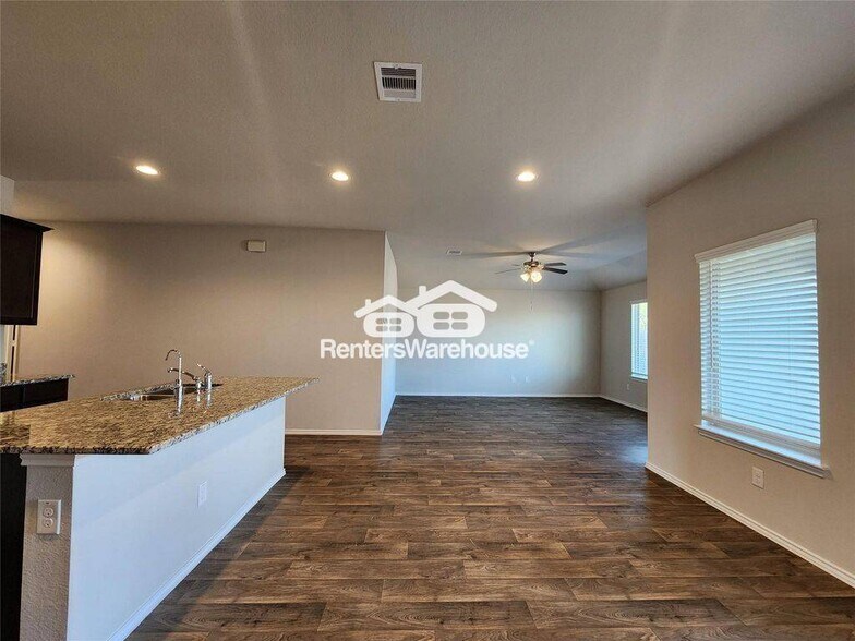 Building Photo - 18277 Eaton Mill Dr