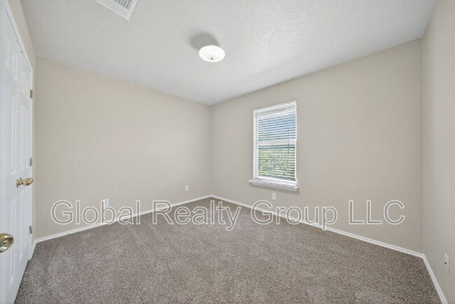 Building Photo - 9619 Copper Rise