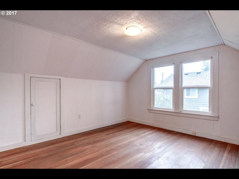 Upstairs Bedroom #2 - 4709 NE 15th Ave