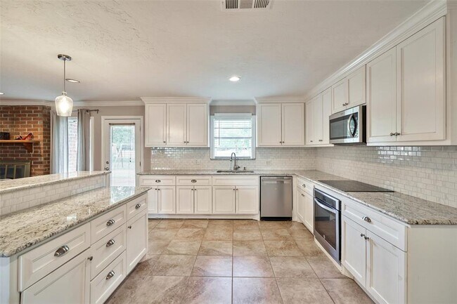 Building Photo - 37815 FM 1774