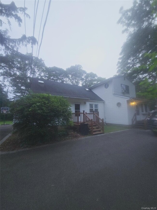 Primary Photo - 282 Whittier Dr