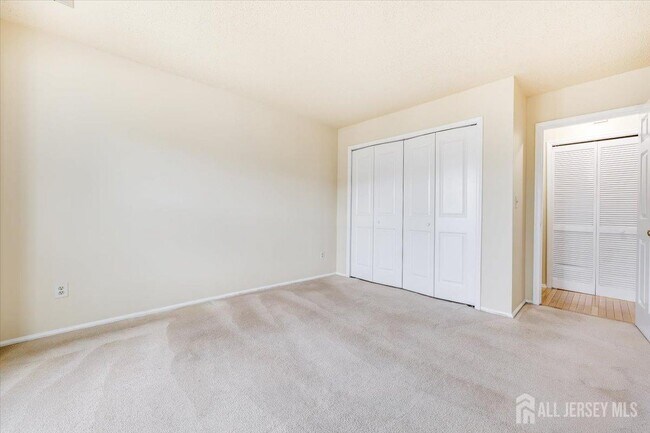 Building Photo - 54 Tanglewood Ct