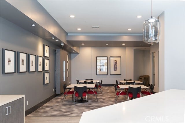 Building Photo - 400 W Ocean Blvd