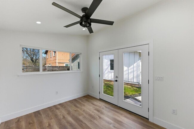 Building Photo - 3817 Leafield Dr