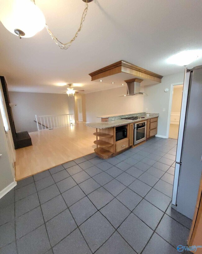 Building Photo - 13017 Coys Dr SE