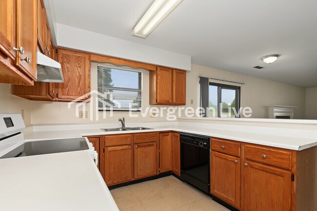 Building Photo - 7145 Shull Rd
